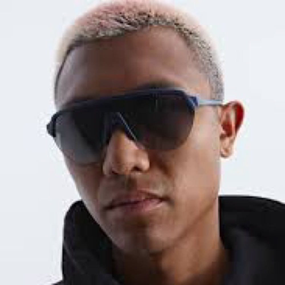 District Vision x Reigning Champ Nagata Speed Blade Sunglasses Navy (unisex)
